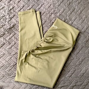 ECHT BUTT SCRUNCH LEGGING